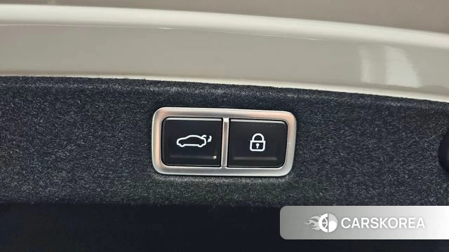 Hyundai Grandeur (GN7) id 4862862 из Кореи 11