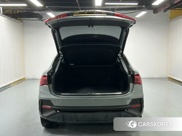 Audi Q3 Sportback id 4380381 из Китая 11