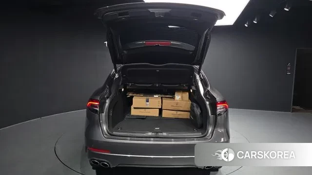 Maserati Levante id 3764381 из Кореи 11