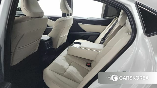 Toyota Camry (XV80) id 4629820 из Кореи 11