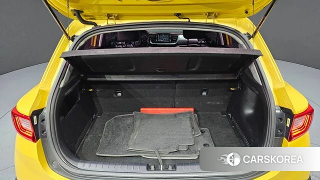 Kia Stonic id 3911987 из Кореи 11