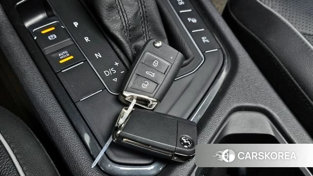 Volkswagen Tiguan second Generation id 4294118 из Кореи 11