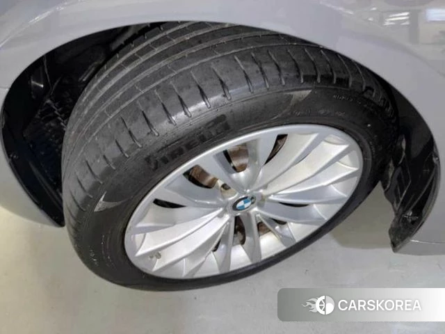 BMW 5 Series (G30) id 4534343 из Кореи 11