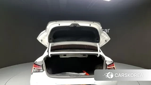 Hyundai Avante Hybrid (CN7) id 3503981 из Кореи 11