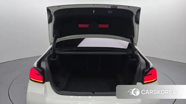 BMW 5 Series (G30) id 2894996 из Кореи 11