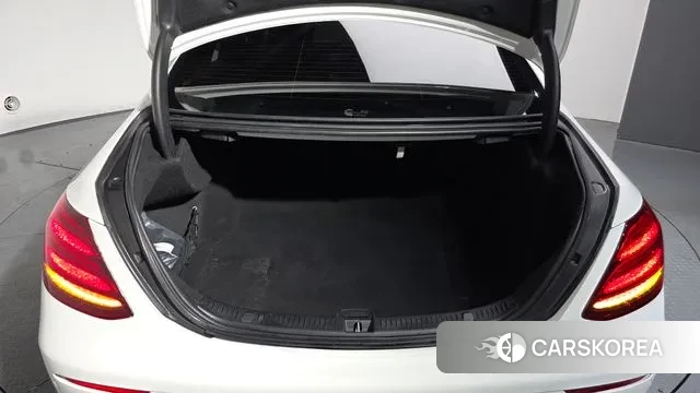 Mercedes-Benz E-Class W213 id 3509412 из Кореи 11