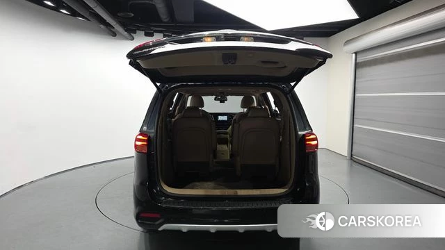 Kia The New Carnival id 4403535 из Кореи 11