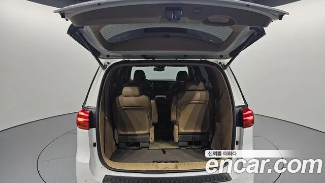 Kia The New Carnival id 2797639 из Кореи 11