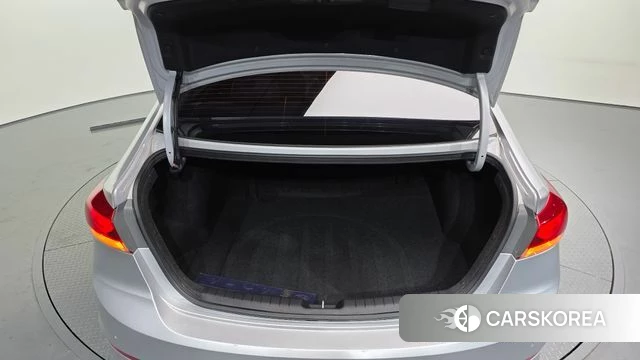 Hyundai Avante AD id 4900815 из Кореи 11