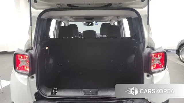 Jeep Renegade id 3469759 из Кореи 11