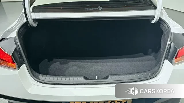 Hyundai The New Avante (CN7) id 3168331 из Кореи 11