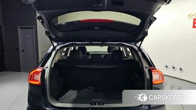 Kia Niro EV id 3828898 из Кореи 11