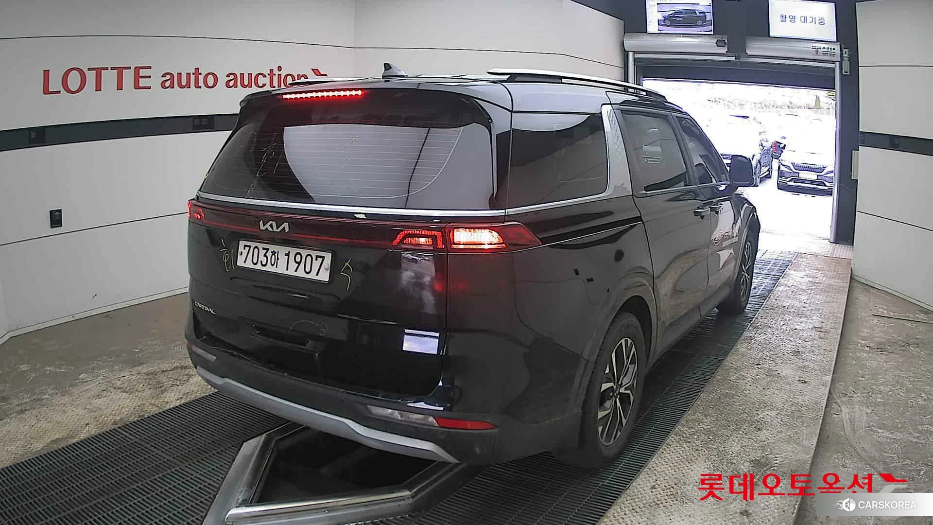 Kia Carnival id 3869415 из Кореи 11