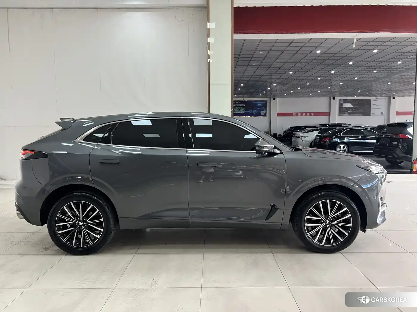 Chang'an Changan UNI-K id 4548067 из Китая 11