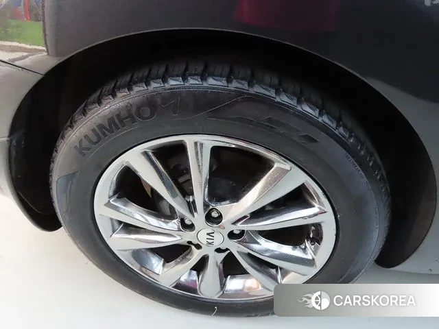 Kia The New Carnival id 3000502 из Кореи 11