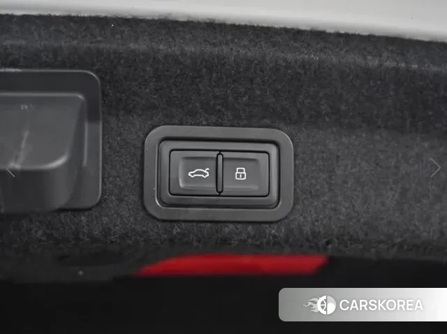 Audi A6 (C8) id 2976049 из Кореи 11