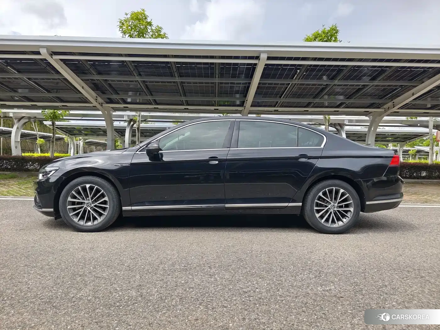 Volkswagen Magotan id 4548378 из Китая 11