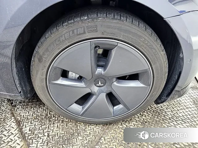 Tesla Model 3 id 3219453 из Кореи 11