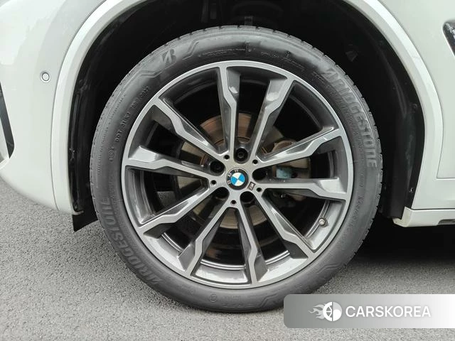 BMW X3 id 4215189 из Китая 11