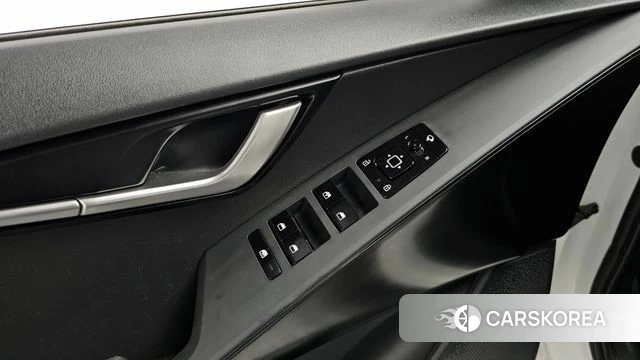 Kia Di Ol Nu Niro id 3923171 из Кореи 11