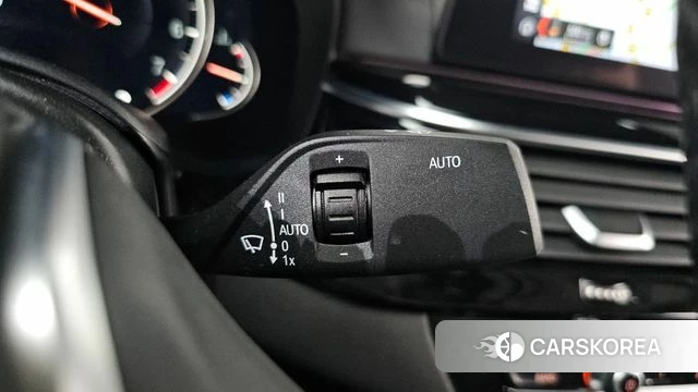 BMW 5 Series (G30) id 4633066 из Кореи 11