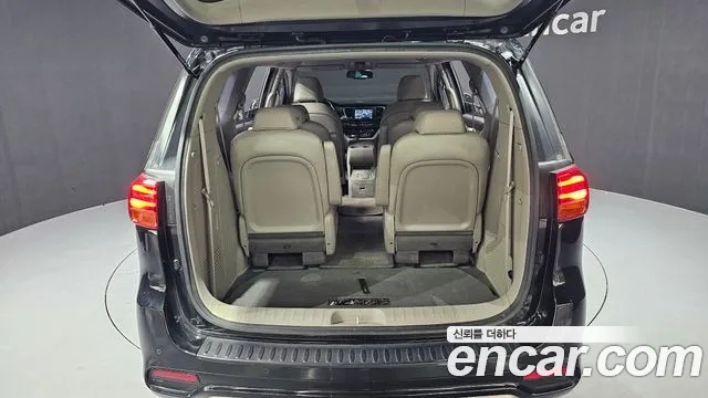 Kia The New Carnival id 2892199 из Кореи 11