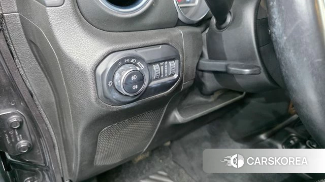 Jeep Wrangler (JL) id 4632751 из Кореи 11