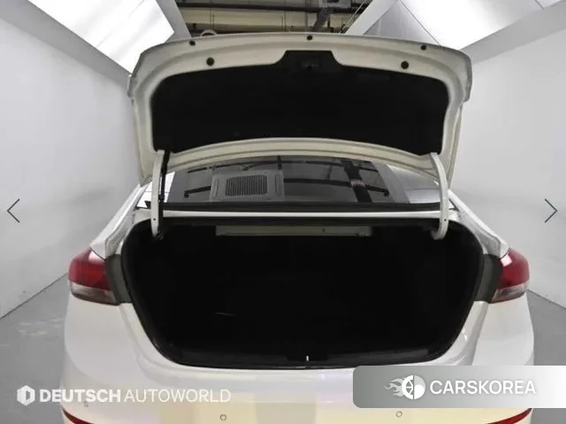 Hyundai Avante AD id 3647306 из Кореи 11