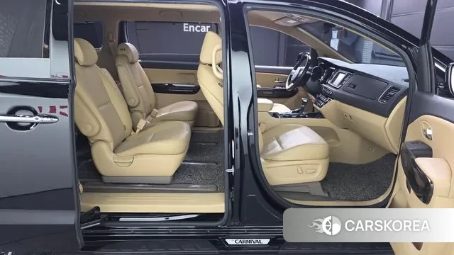 Kia The New Carnival id 3646808 из Кореи 11