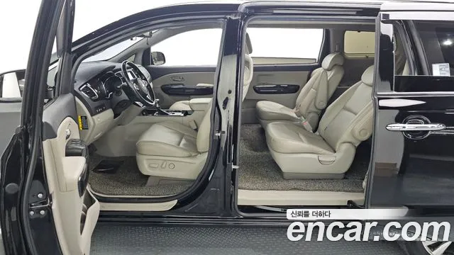 Kia The New Carnival id 2759348 из Кореи 11