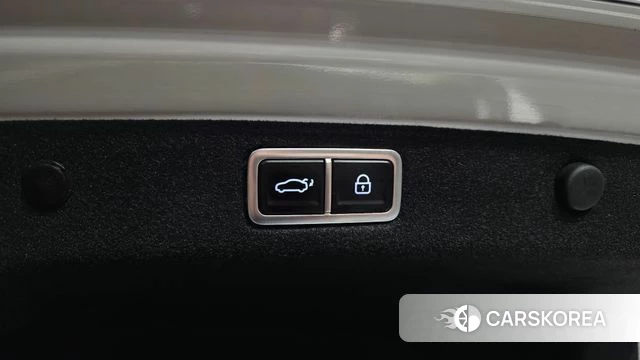 Hyundai Grandeur (GN7) id 4591633 из Кореи 11