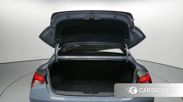 Hyundai Avante Hybrid (CN7) id 3041906 из Кореи 11