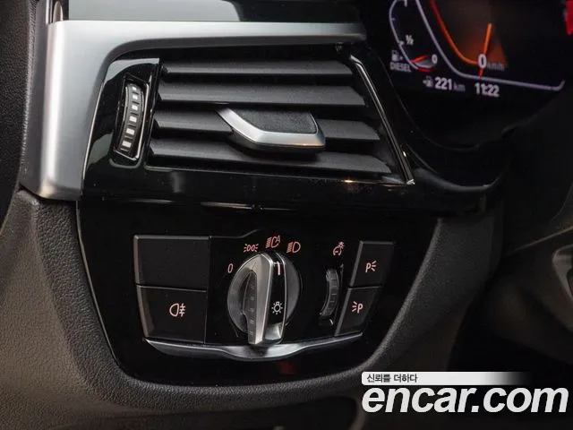 BMW 6 Series GT (G32) id 2703900 из Кореи 11