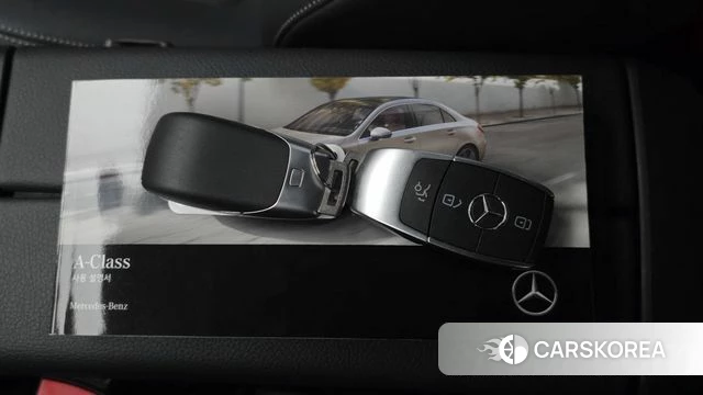 Mercedes-Benz A-Class W177 id 4298810 из Кореи 11
