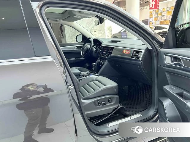 Volkswagen Tourang id 4215052 из Китая 11