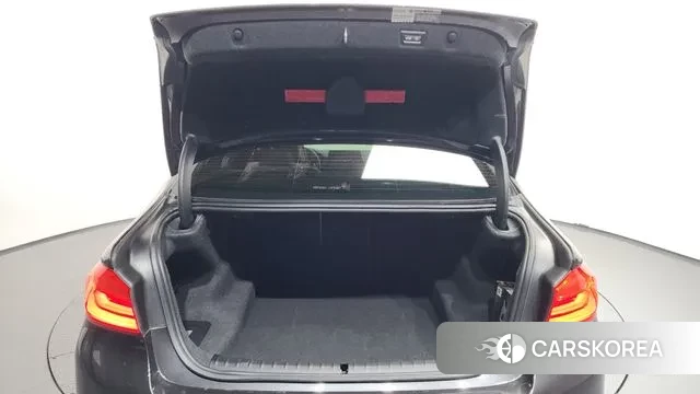 BMW 5 Series (G30) id 3676955 из Кореи 11