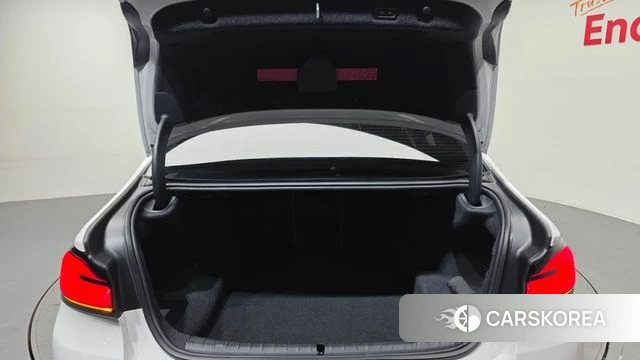 BMW 5 Series (G30) id 4847974 из Кореи 11