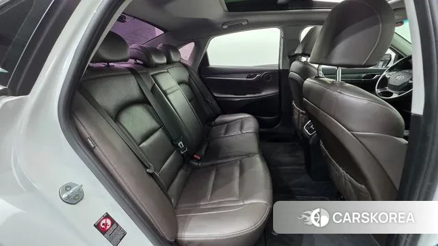 Hyundai Grandeur IG Hybrid id 3270293 из Кореи 11