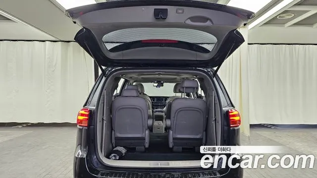 Kia The New Carnival id 2435992 из Кореи 11