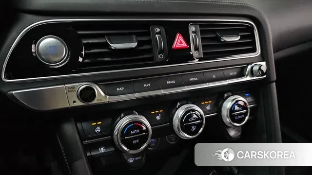 Genesis The New G70 id 2984286 из Кореи 11