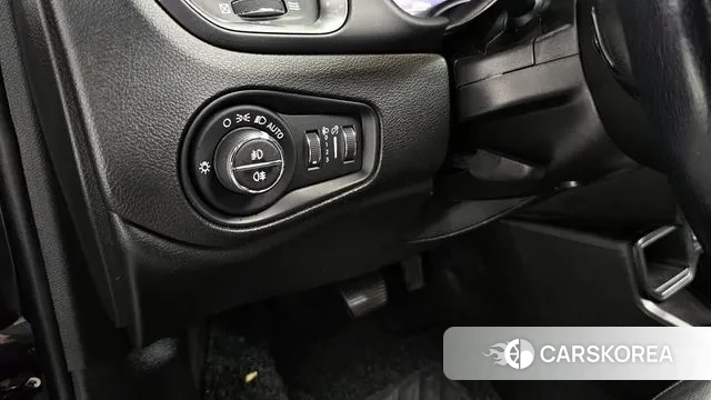 Jeep Renegade id 3469097 из Кореи 11