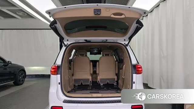 Kia The New Carnival id 3754392 из Кореи 11