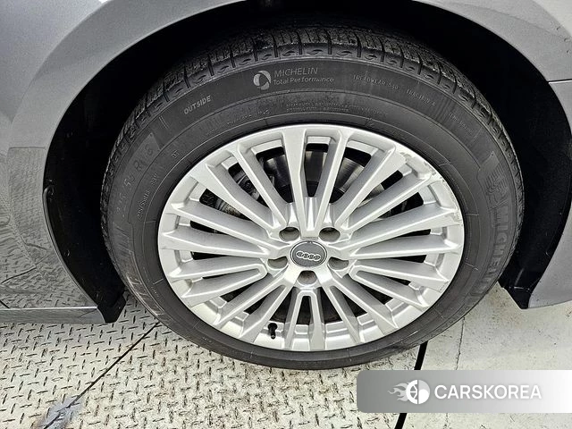 Audi A6 (C8) id 3819775 из Кореи 11