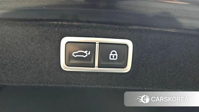 Hyundai Grandeur (GN7) id 3818358 из Кореи 11