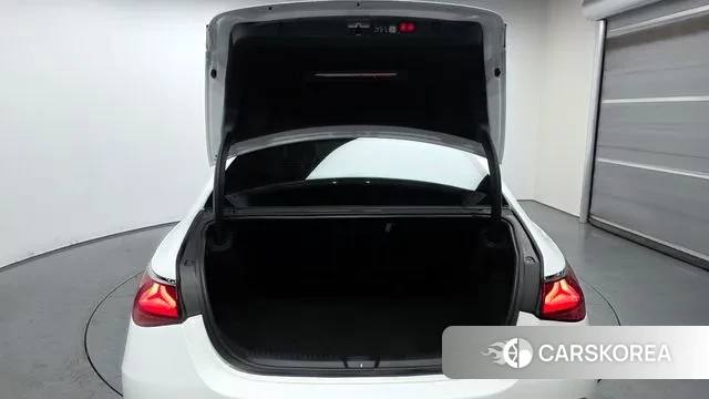 Mercedes-Benz E-Class W214 id 3658899 из Кореи 11