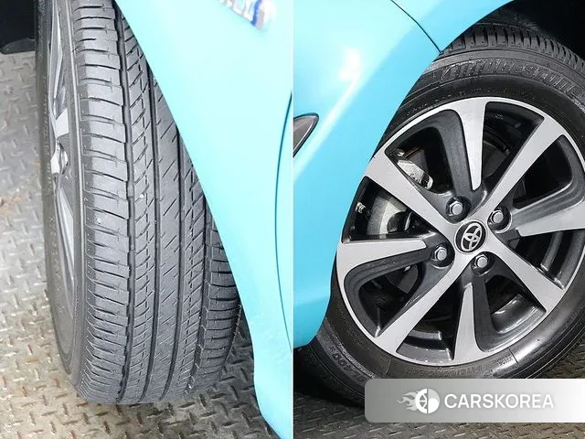 Toyota Prius C id 3254437 из Кореи 11