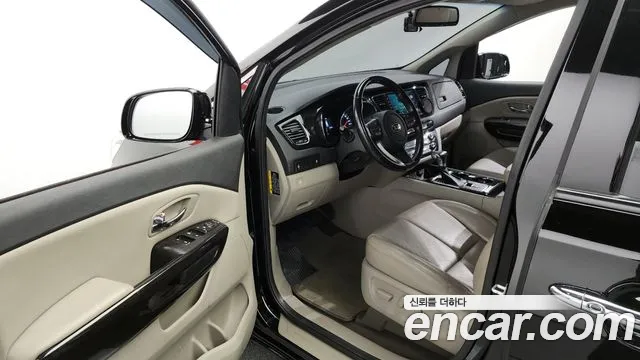 Kia The New Carnival id 2575753 из Кореи 11