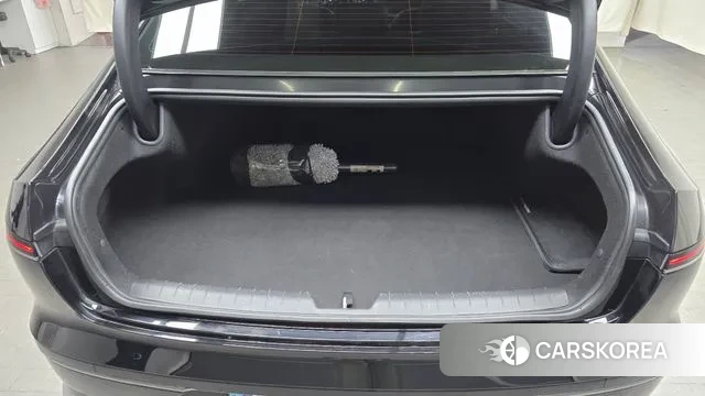 Hyundai Grandeur (GN7) id 3383376 из Кореи 11