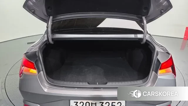 Hyundai Avante Hybrid (CN7) id 3366944 из Кореи 11