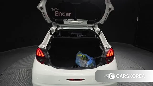 Peugeot 208 id 3773190 из Кореи 11